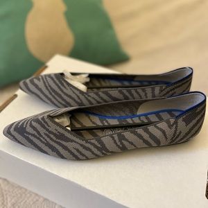 NWOT Rothy’s The Point in grey zebra.